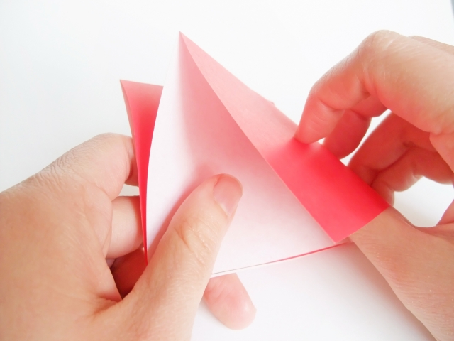 1歳児から折り紙をスタートさせる秘訣 指育メソッドアカデミー